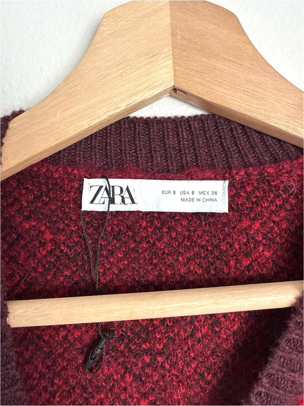 Zara Brushed Argyle Wool Alpaca Blend Crewneck Sweater in Burgundy and Red - Picture 5 of 6